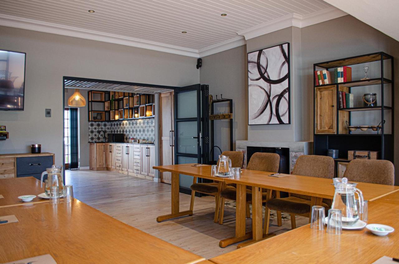 Loerie Guest Lodge George Buitenkant foto