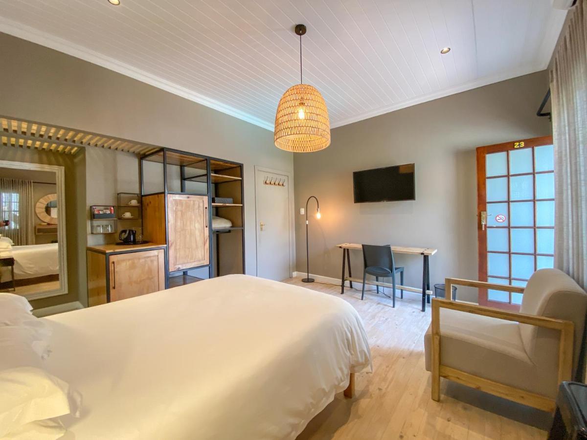 Loerie Guest Lodge George Buitenkant foto