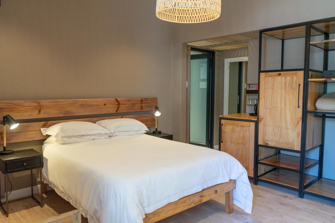 Loerie Guest Lodge George Buitenkant foto