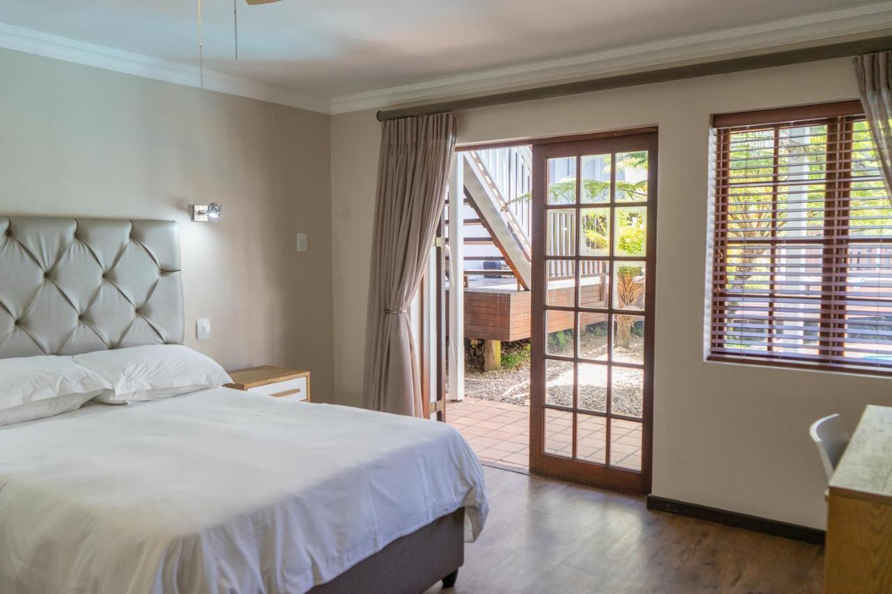 Loerie Guest Lodge George Buitenkant foto