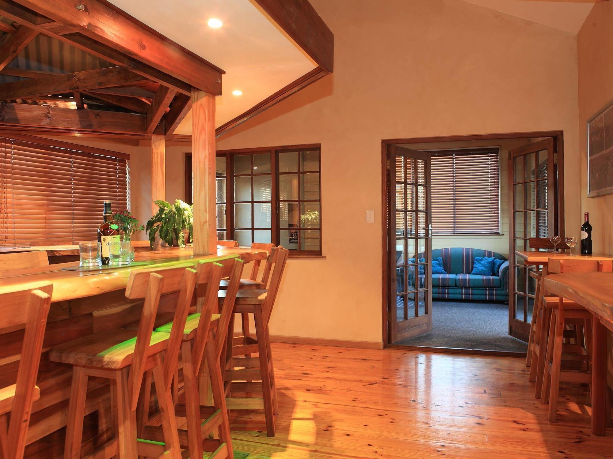 Loerie Guest Lodge George Buitenkant foto