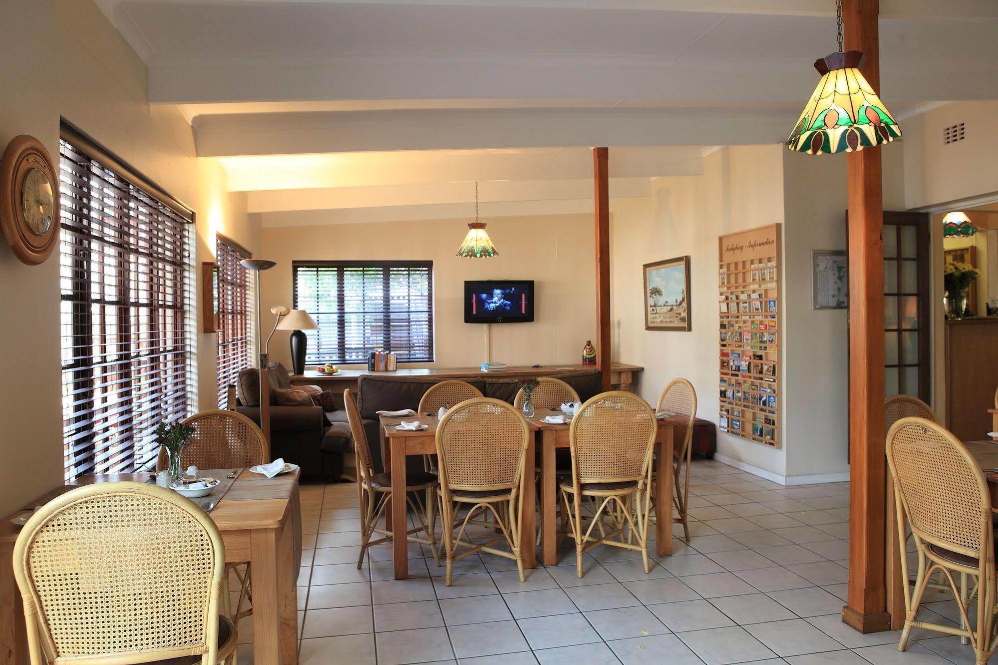 Loerie Guest Lodge George Buitenkant foto